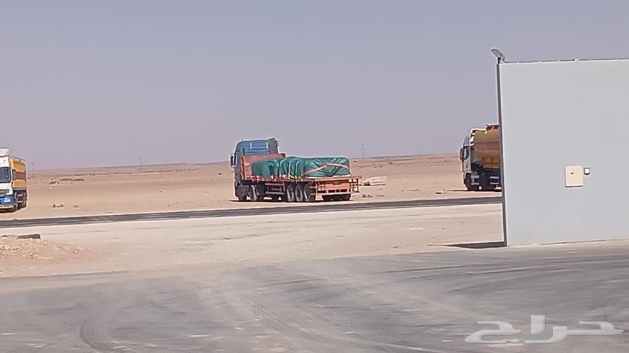 Trailer Flatbed Loading and Unloading63763733576834110