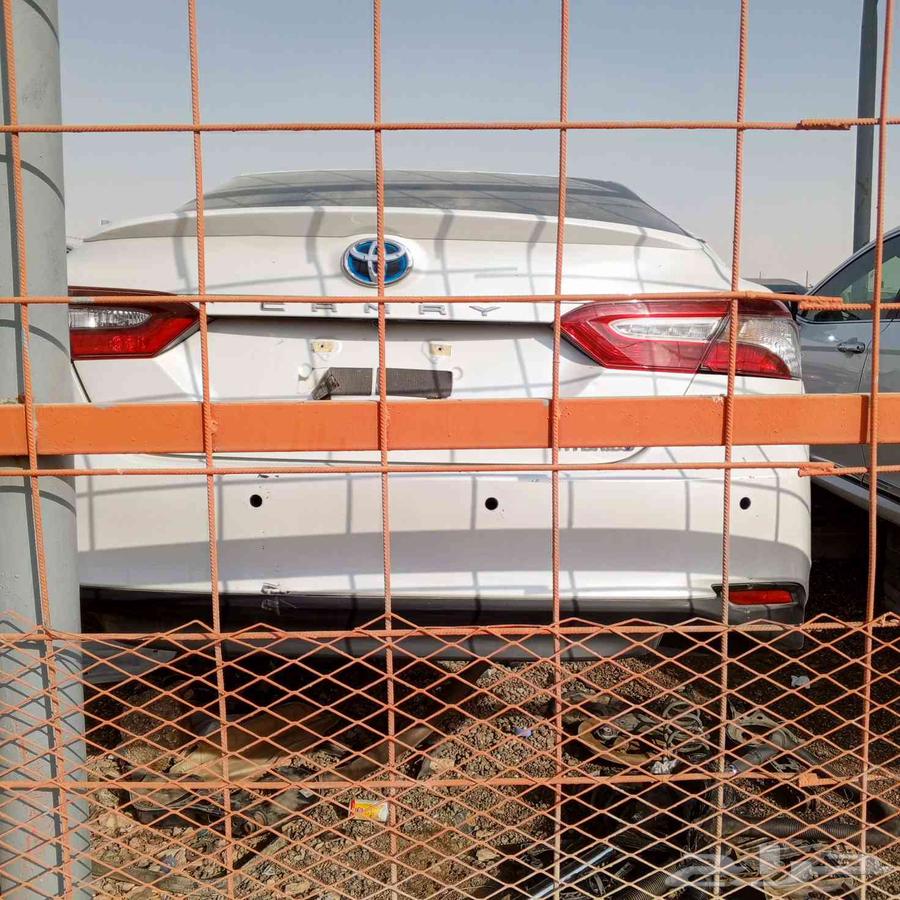 We have spare parts for new and old Camrys, located at the scrapyard63763338076291111