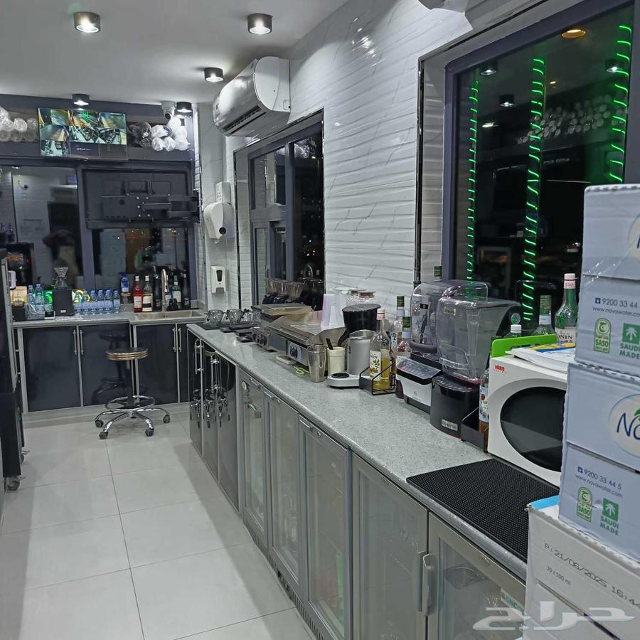 كوفي شوب خدمة سيارة (Drive-thru ) للبيع63701875870210114