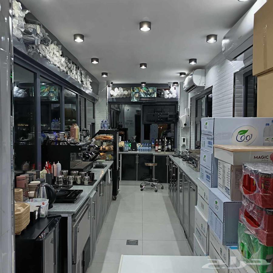 كوفي شوب خدمة سيارة (Drive-thru ) للبيع63701875870210112