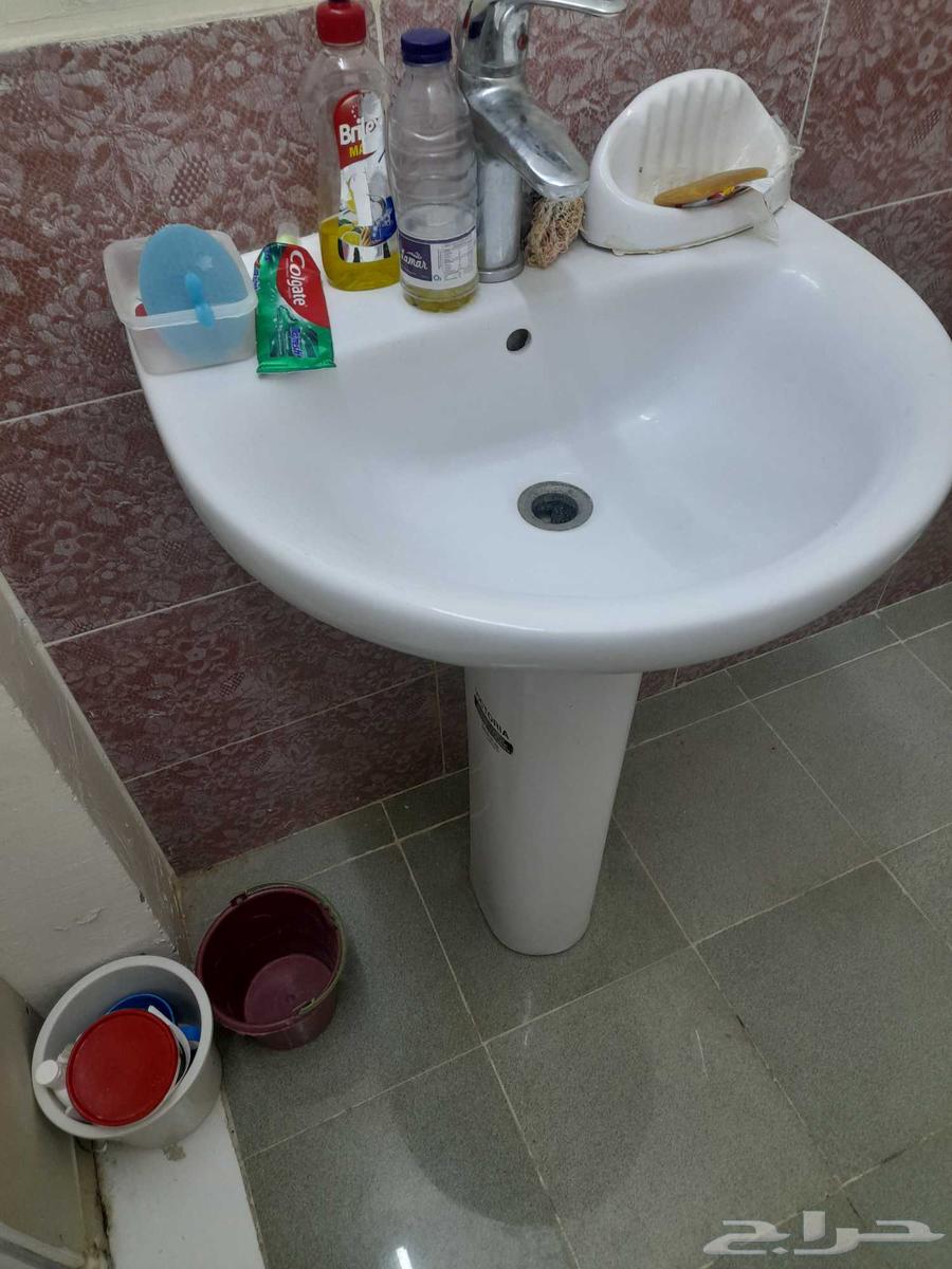 باب المنيوم ومغسلة63700651054082112