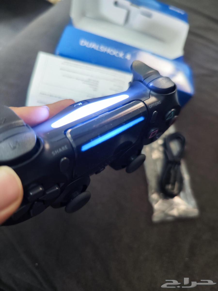 PS4 CONTROLLER63701125790339112
