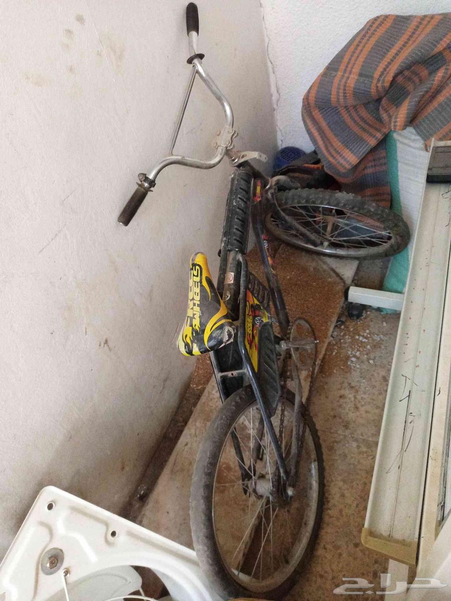 اباريق شاهي وحلابات قديمة متنوعة63699532400769113