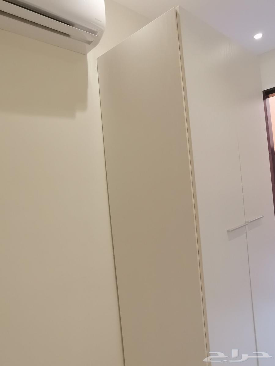 دولاب ملابس و تسريحة من هوم بوكس جديد63703238244866111