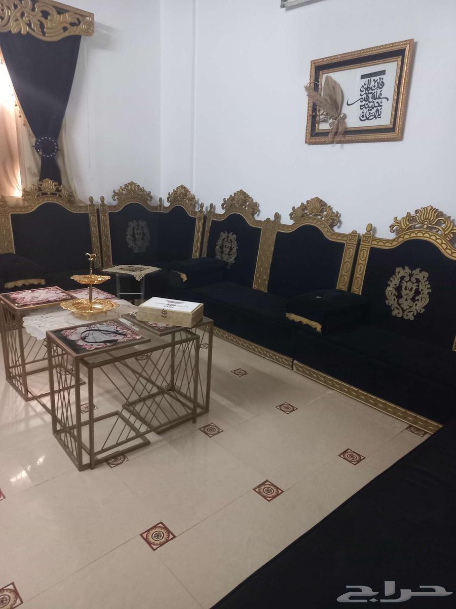 Clean sofa for sale due to relocation, price 1500, contact for details63699533476609114