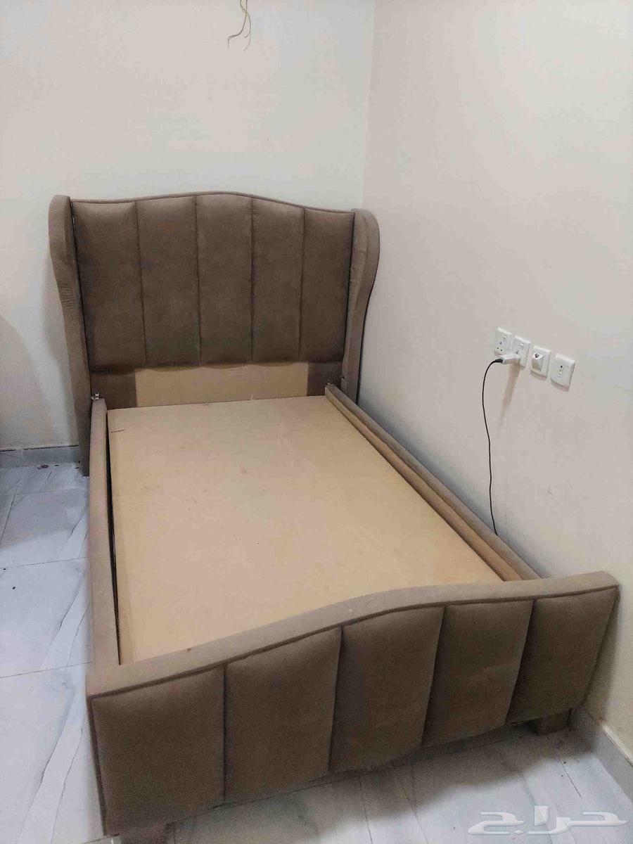 سراير وكنب للبيع63700365641219114