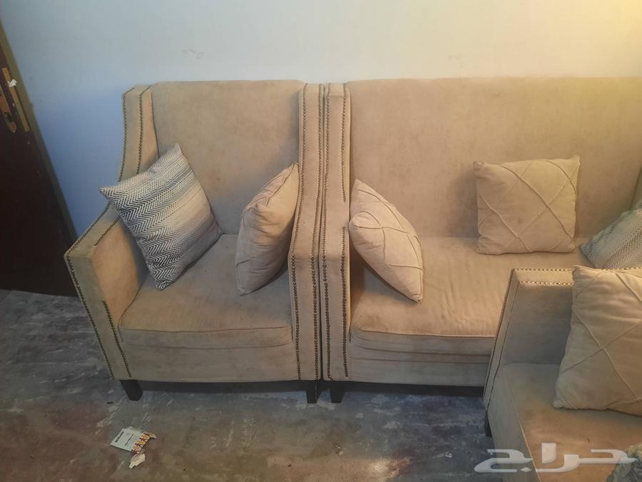 مجلس للبيع 3 كنبه كبير و 2 صغير63700272070274110
