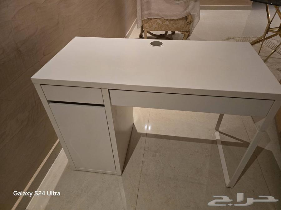 دولاب شاشه ومكتب للبيع63700271951618110