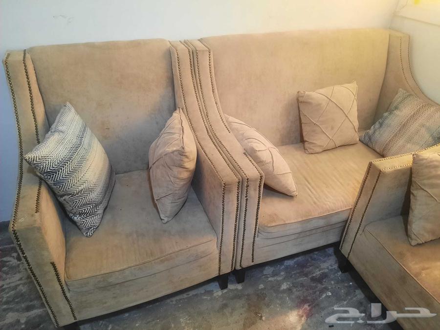 مجلس للبيع 3 كنبه كبير و 2 صغير63700272070274111