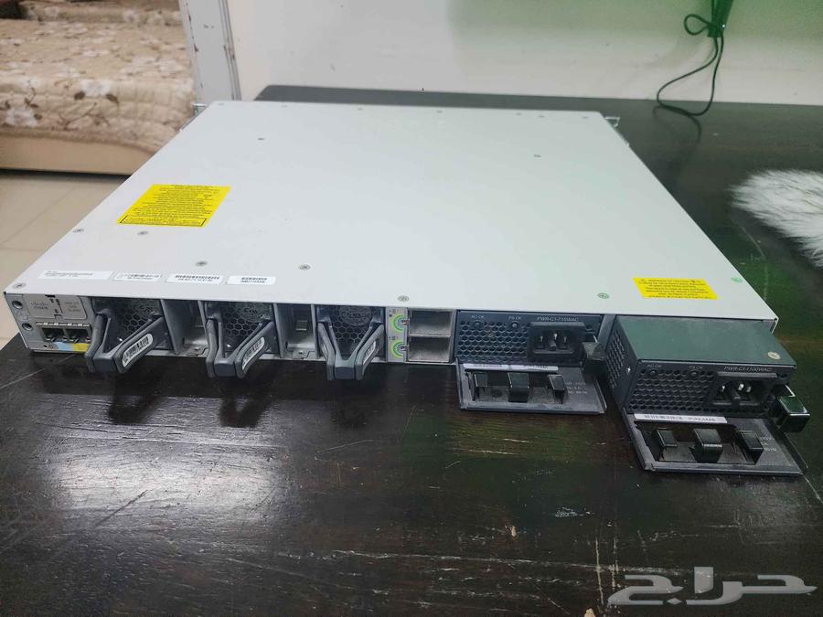 للبيع سويتش Cisco احترافي Catalyst 9300 48P PoE63703767382145113