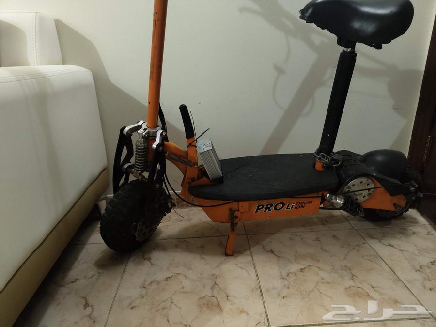 Scooter for sale, everything works with its charger63701023543171111