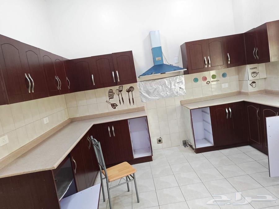 مطبخ للبيع مستعمل نظيف63699633346561110