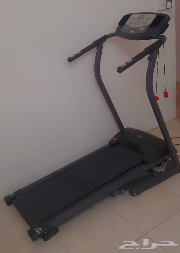 Home treadmill, like new, no flaws63699627479554113