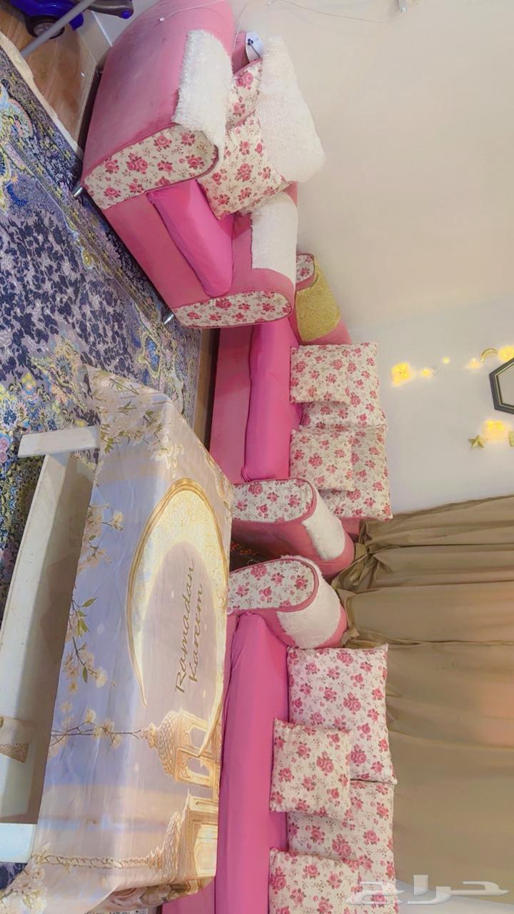 طقم كنب اربع قطع مع سجاده كبيره وترابيزه63701967264131112