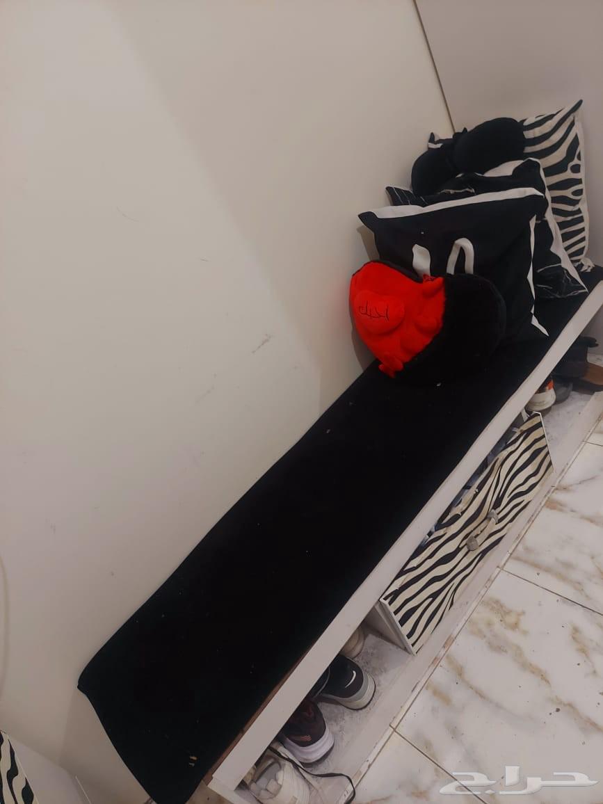 غرفة نوم بحالة جيدة63700088582402114