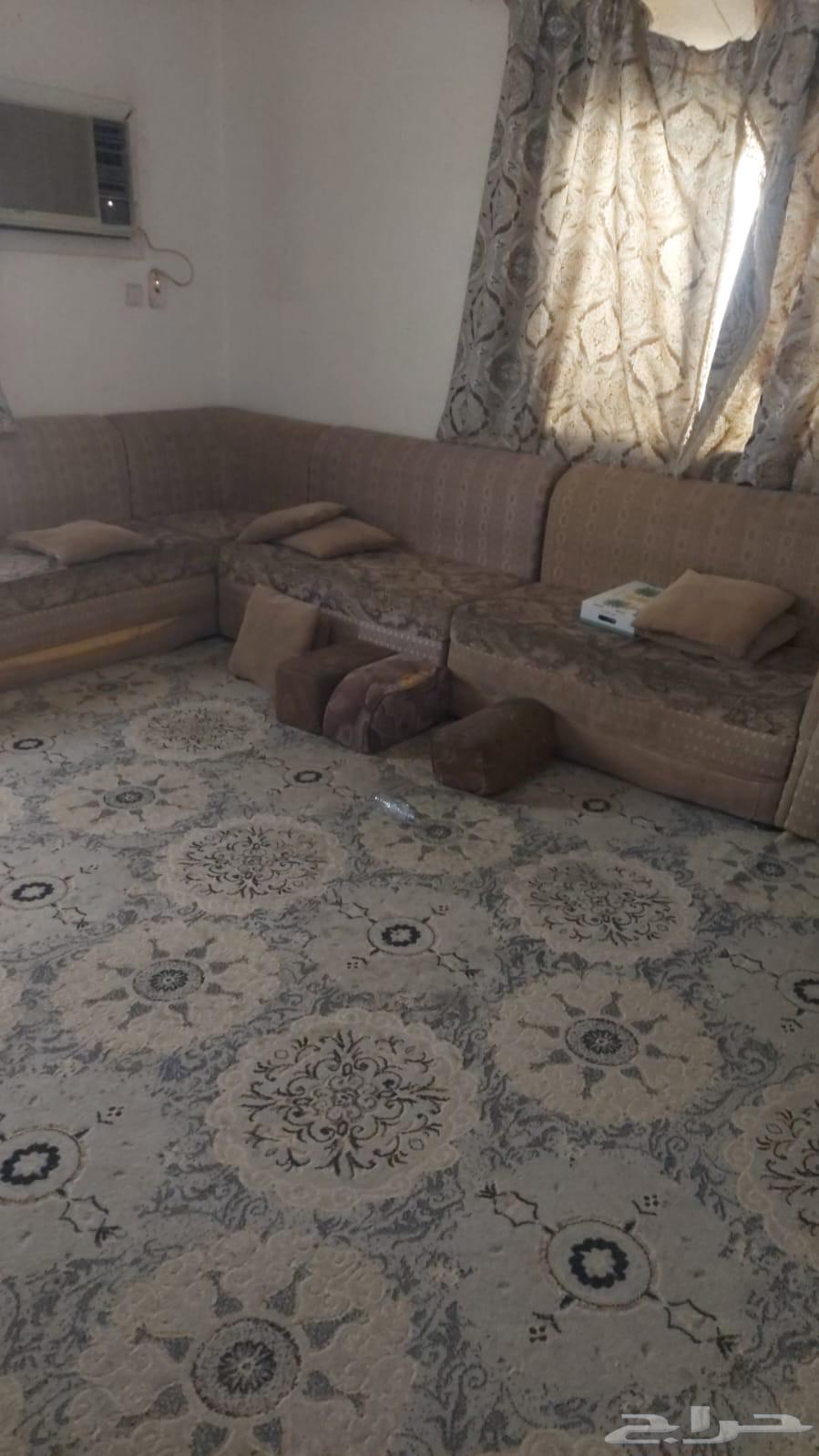 تلاجه بحاله جيدة وبوتجاز شغال ممتاز..دولاب شبه جديد..سأله شغ63701027099779114