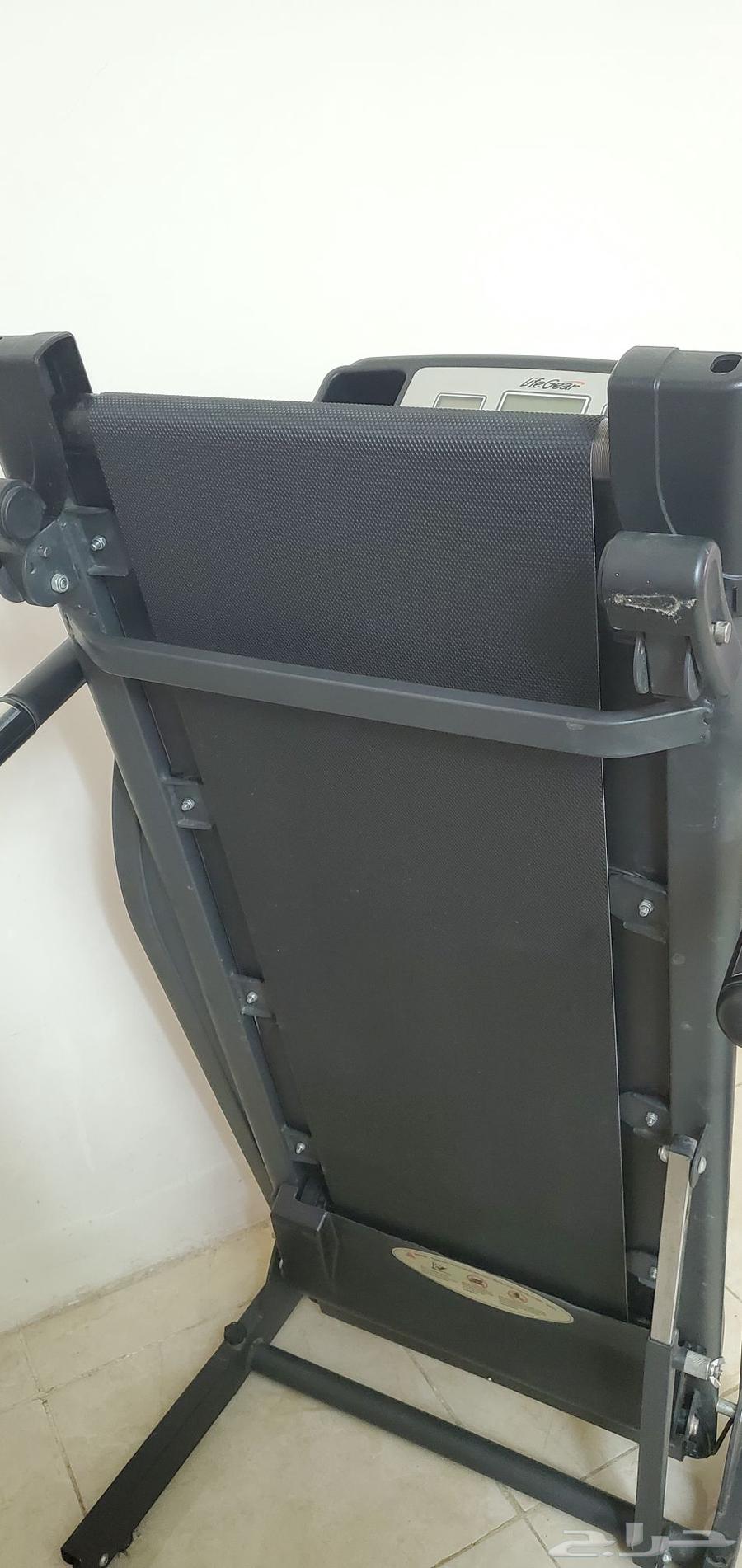 Home treadmill, like new, no flaws63699627479554111
