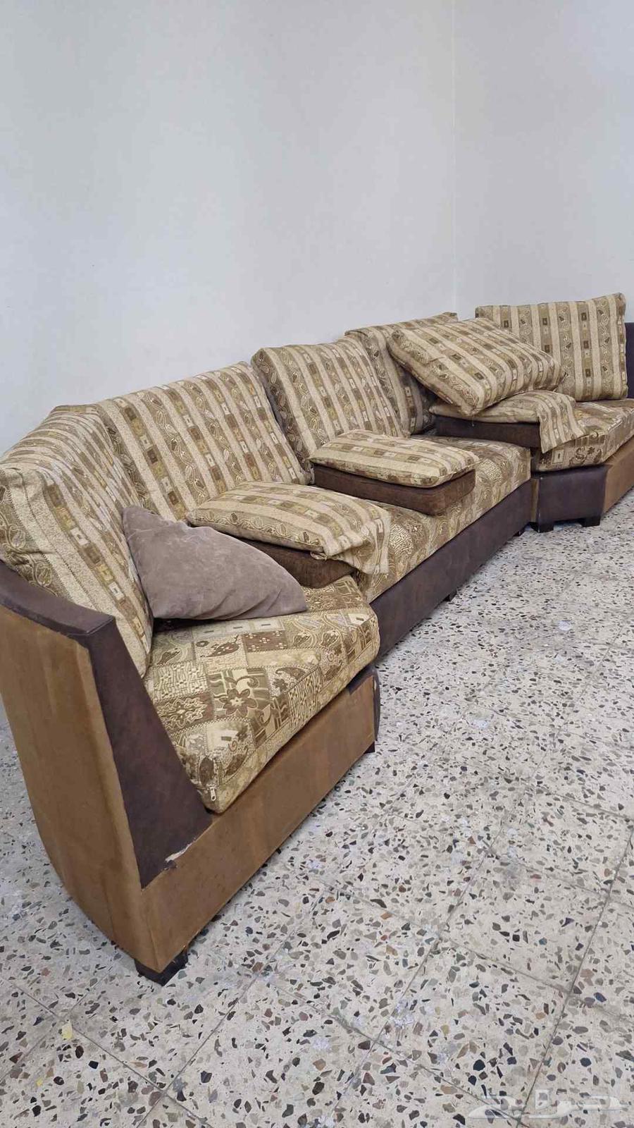 كنب للبيع63716853655938110