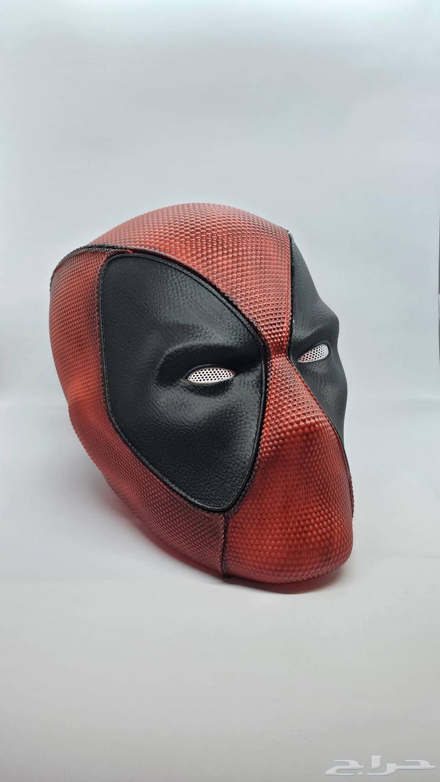 قناع Deadpool مطبوع 3d قابل للبس مع الاستاند63714417804162110