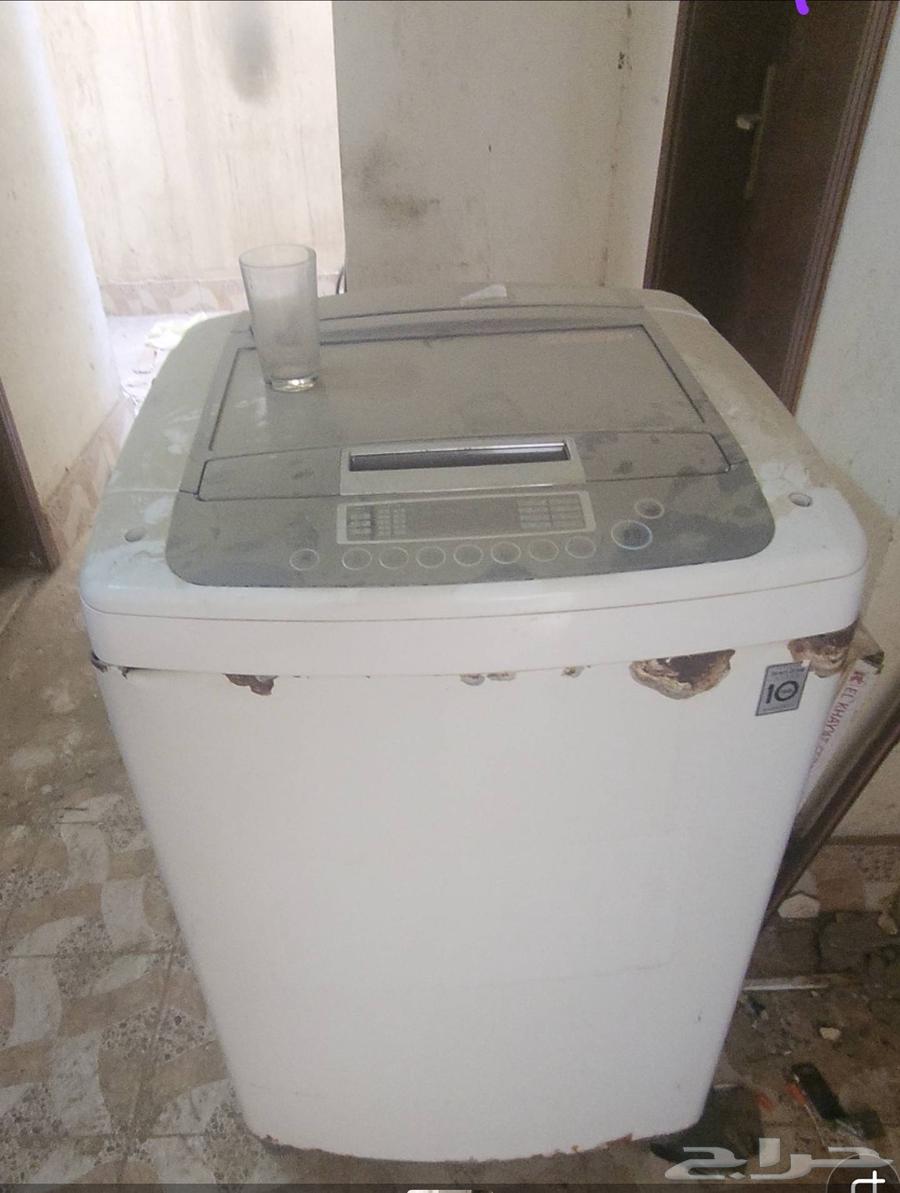 طاولة ضيافه كبيره بحاله جيده للبيع وغسالة اتوماتيك للبيع الج63710041106561113