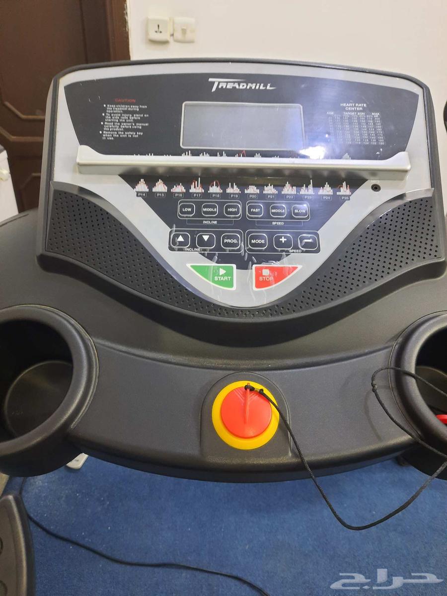مجموعة أجهزة رياضية مستخدمة إستخدام خفيف شبه جديد للبيع63716189142017114