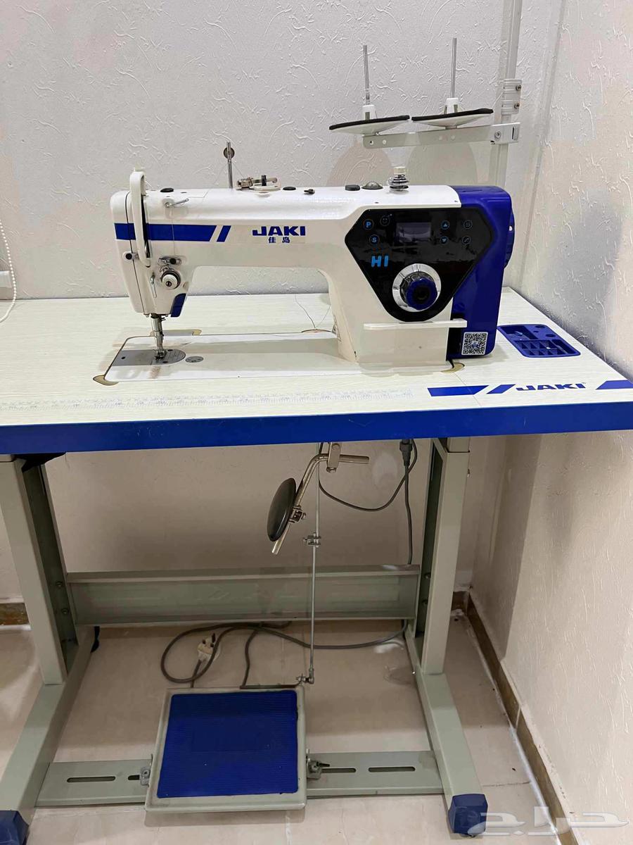 Jacky H1 sewing machine, very clean, semi-computerized63710778113411111
