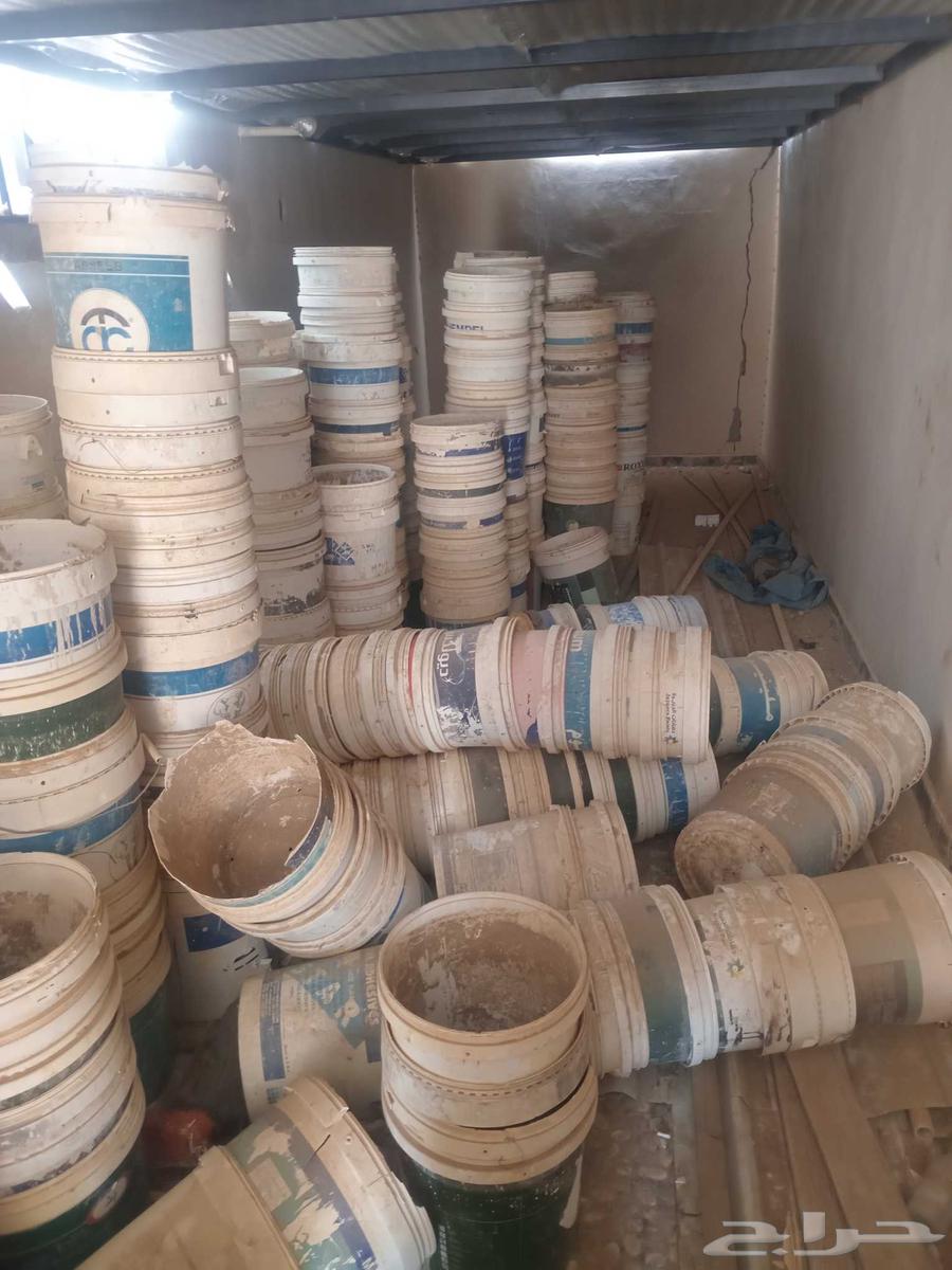 سطول بوهية مجهزه بفتحات تهوية للطيور63713300243203110