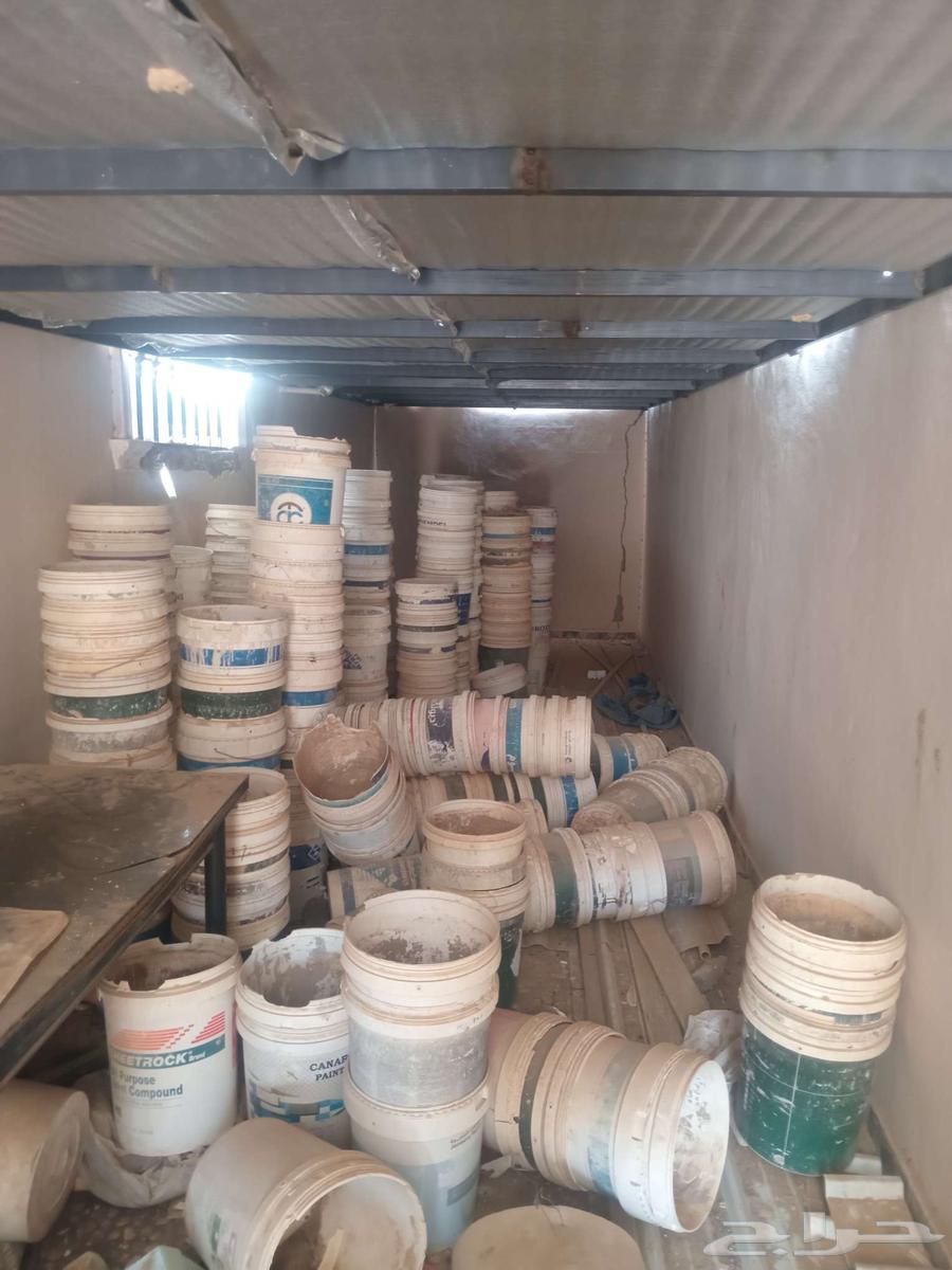 سطول بوهية مجهزه بفتحات تهوية للطيور63713300243203112