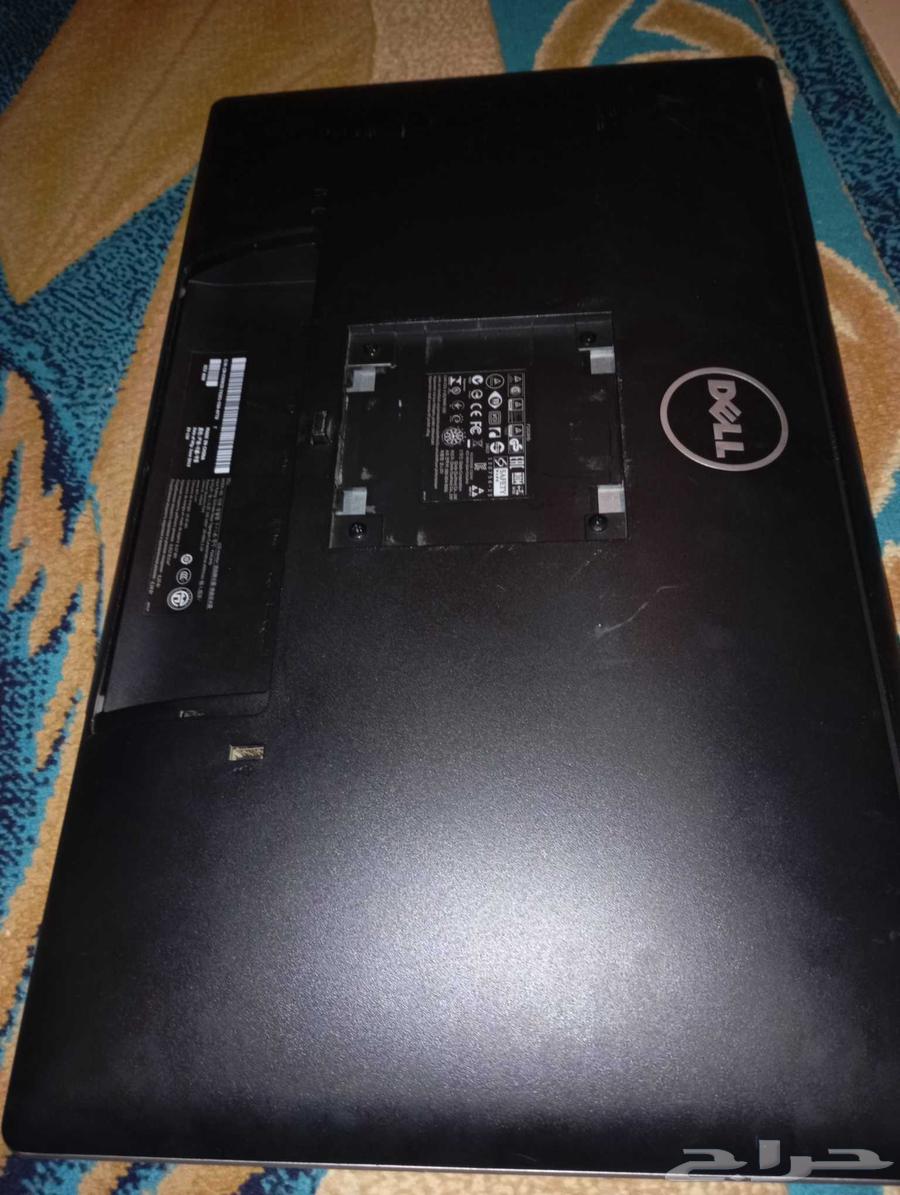 PC and computer screen63706297859457110