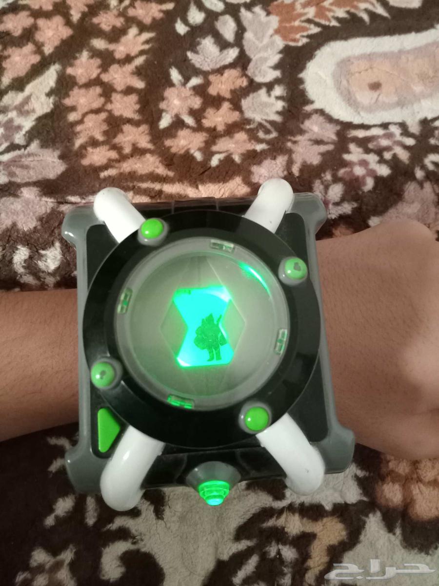 Ben 10 character watch with no issues, used for two days63711053115010112