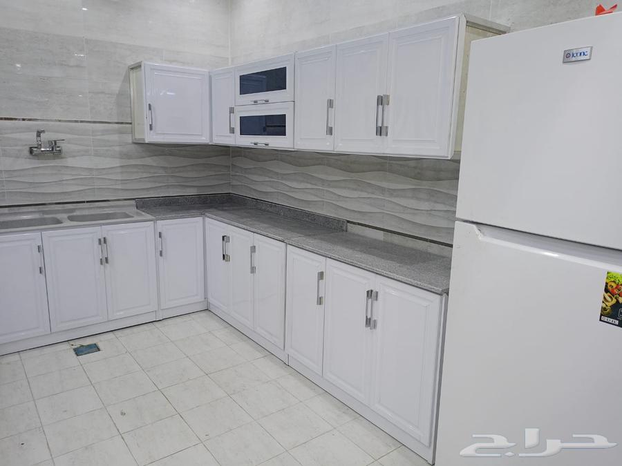 مطابخ المنيوم جديد جاهز و معدل حسب المساحه الموجوده63713300324611111