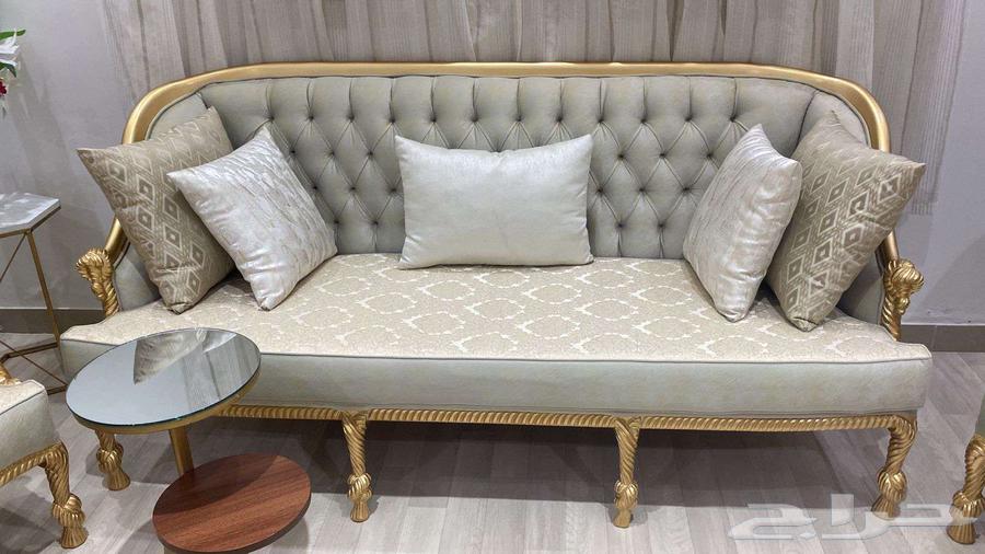 Custom-made sofa, almost unused63707029312386112