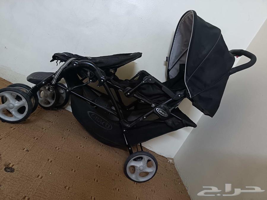 عجله أطفال مقعدين ماركه عالميه شبه جديده سودا اللون63707671968001111
