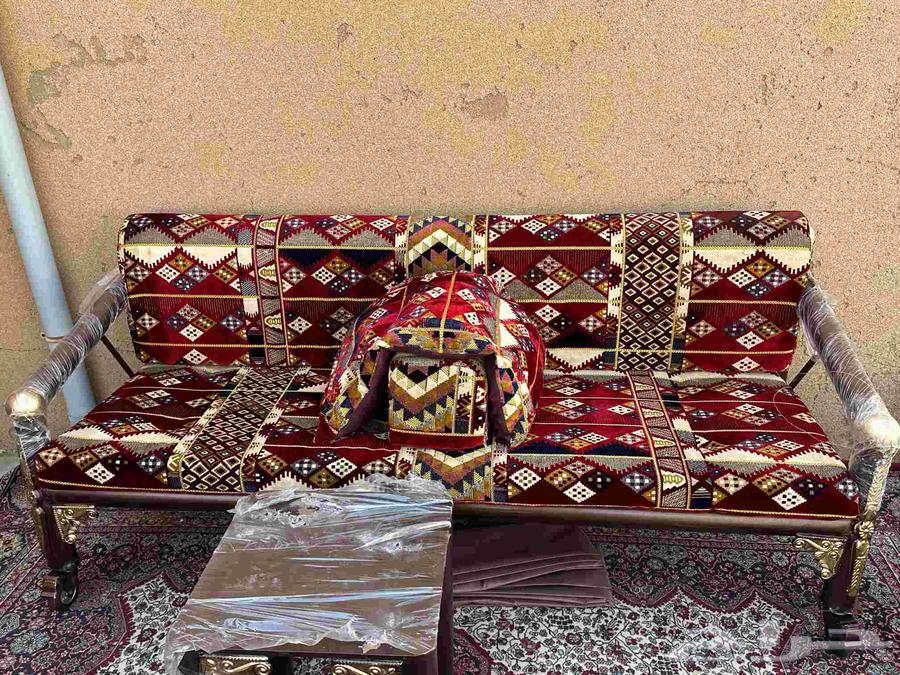 Heritage seating sets consisting of a base 70 cm wide, 2 meters long, density 60 with a layer63712671856642110