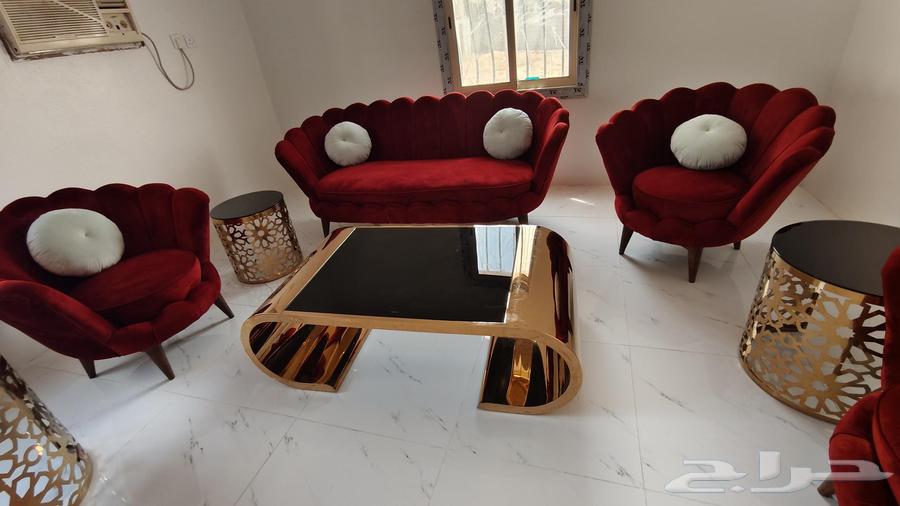 كنب شبه جديد ونوعية ممتاز ومريح جدا63712037700097111