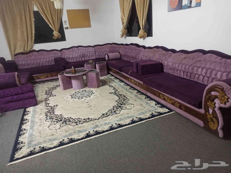 كنب للبيع مع الطاولة السعر 200ريال63706848759171111