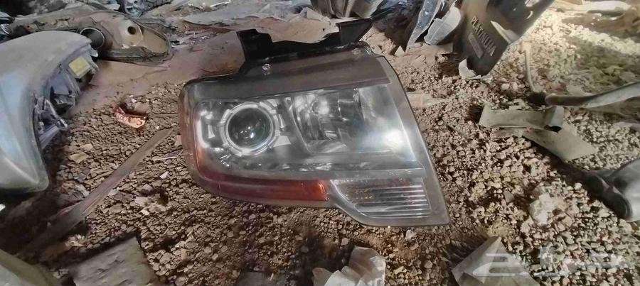 شمعه فورد اكسبديشن فل كامل 2015 إلى 2017اصلي وكاله نضيف63795109762049110