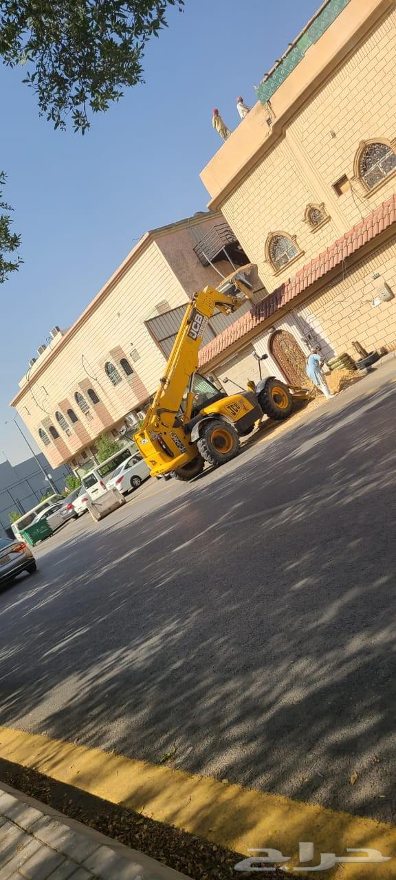 Building materials lifting daily and monthly, loading and unloading construction waste from the roof63786487074562111