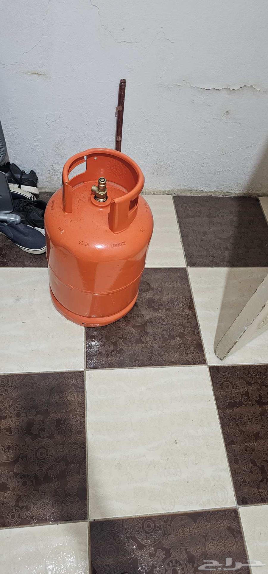 دبه غاز للبيع الفوطه عند محل كبدة وصدقتها بالمربع السعر 20063710494890882111