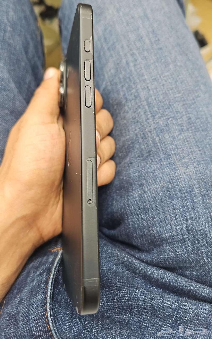 للبيع ايفون 16بلس أغراضه يوجد معه لصقه حمايه63726369647875111