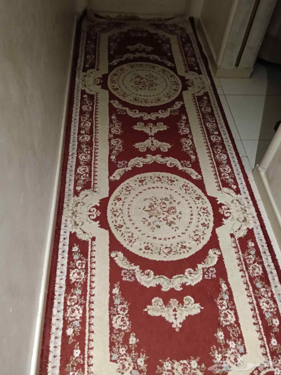 مفرشة سيب وتوجد مفرشة مجلس لونها ابيض63719221864067110