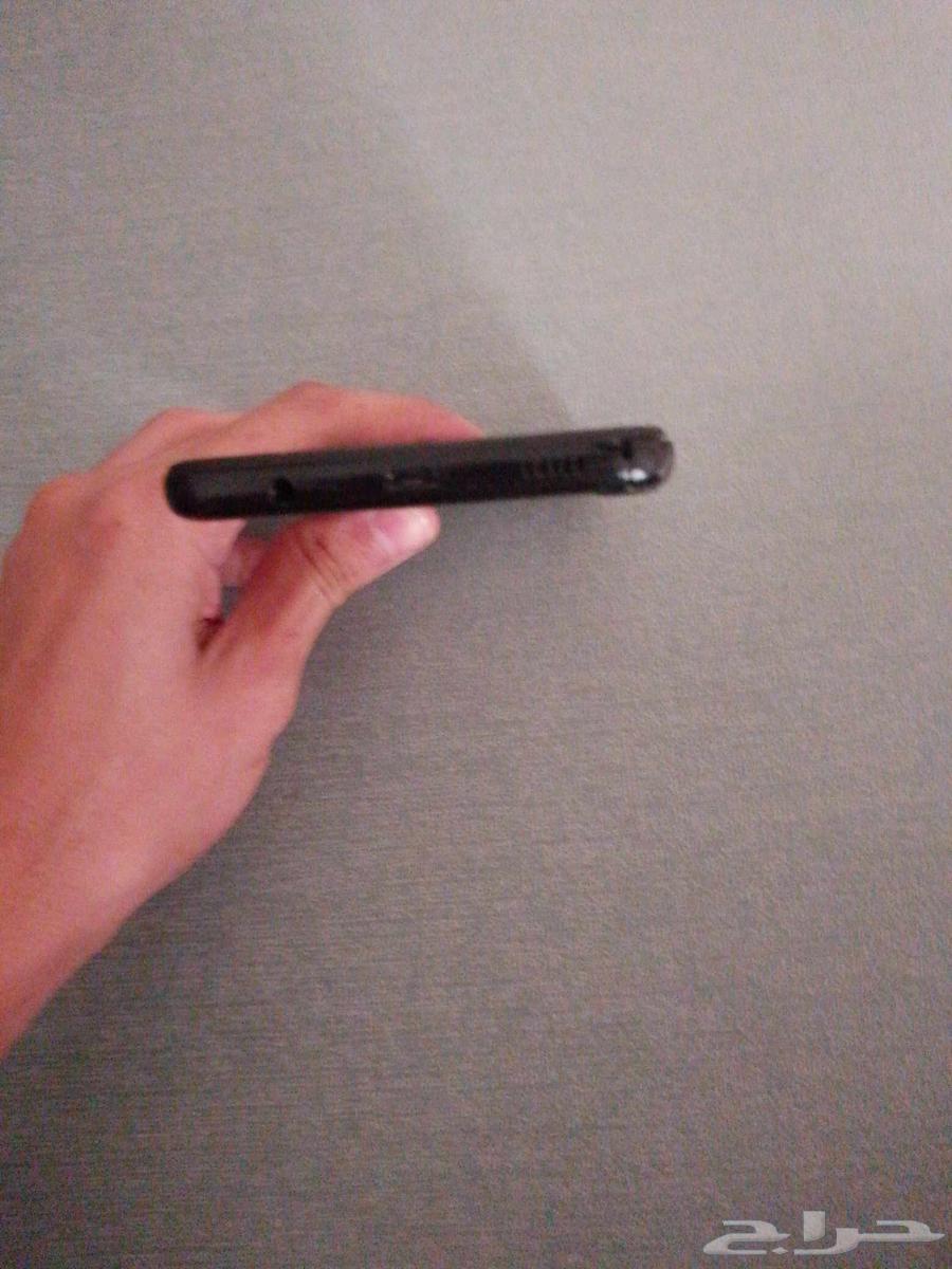 A02 phone with broken screen, clean battery but disconnected audio cable63722885755010112