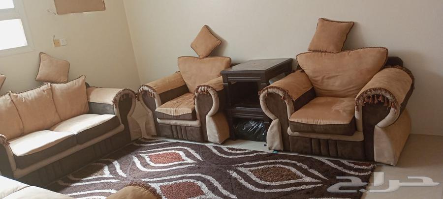 Very clean sofa, unfolds on both sides, 1 water rug, 2 tables, 2 curtains, price 80063717903257858112