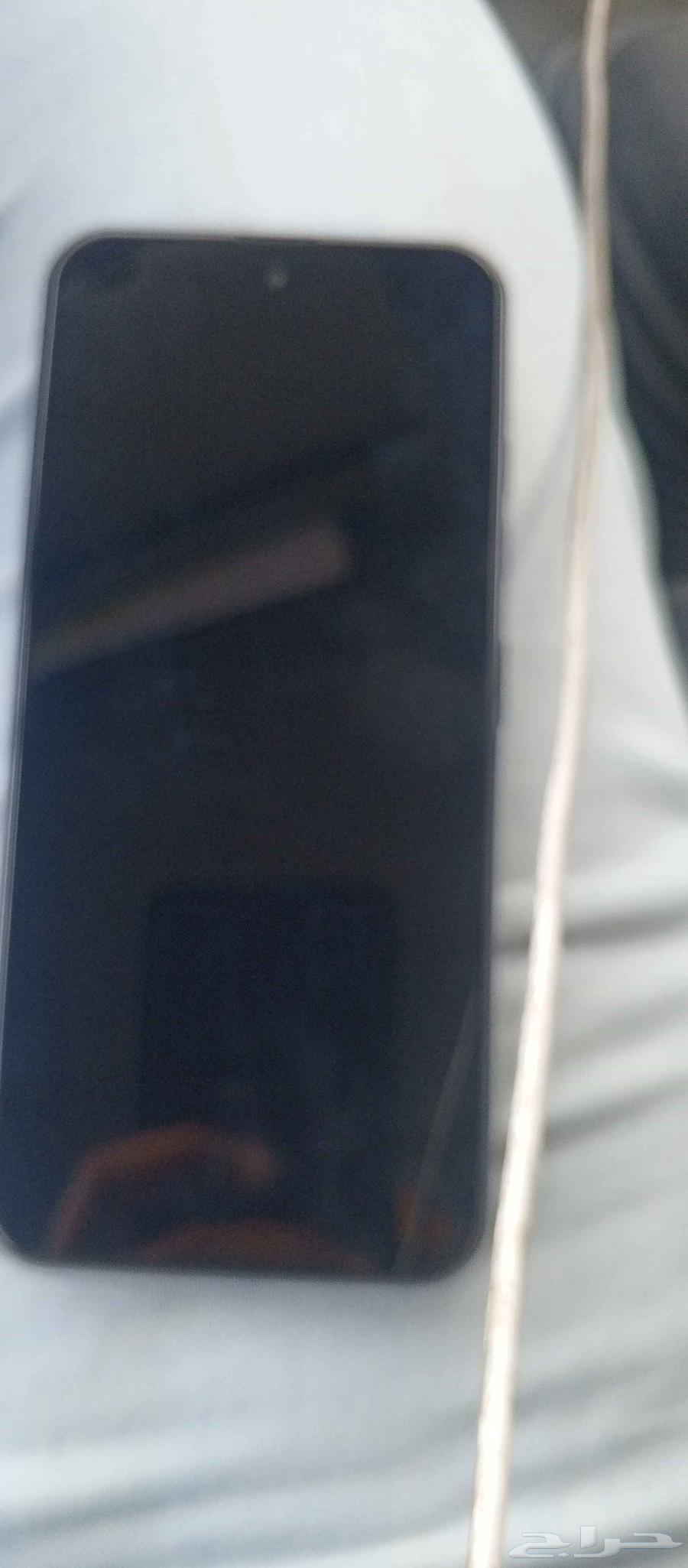 Samsung phone is not original, it's a copy. Selling it for 150 riyals. Last one63723829572482112