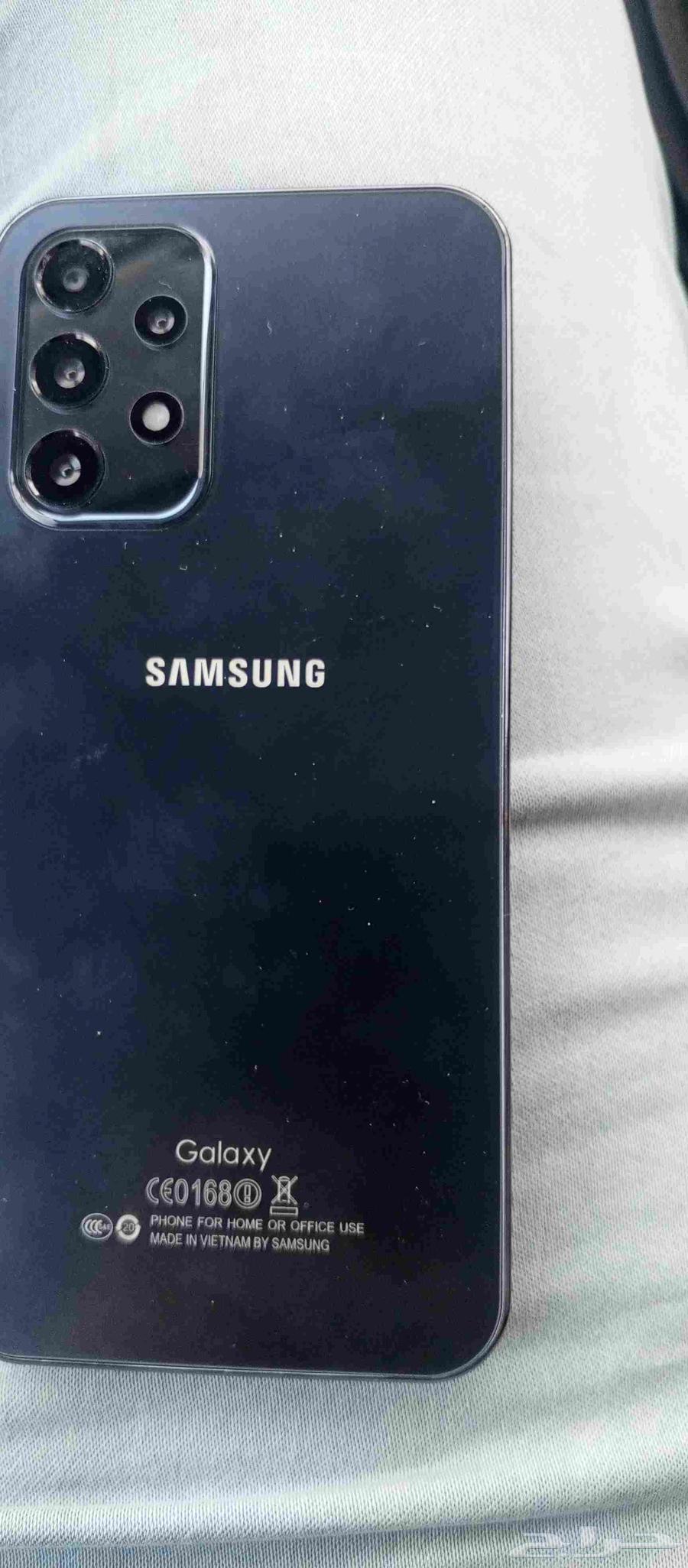 Samsung phone is not original, it's a copy. Selling it for 150 riyals. Last one63723829572482113
