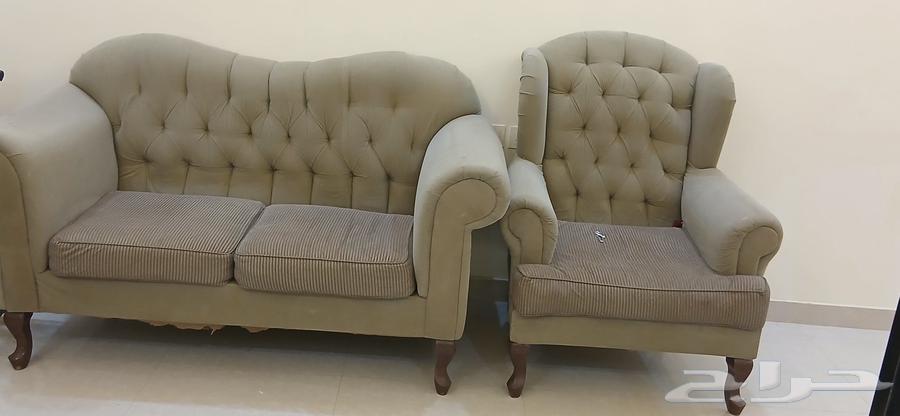 للبيع كنب خمس قطع ياخذ 9 انفار وا سير مشي63717631062530110