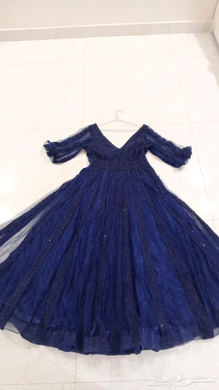 فستان سهره لونه نيلي وجديد ملبوس مره وحده بس اخذته بي 650وا63706214677507110