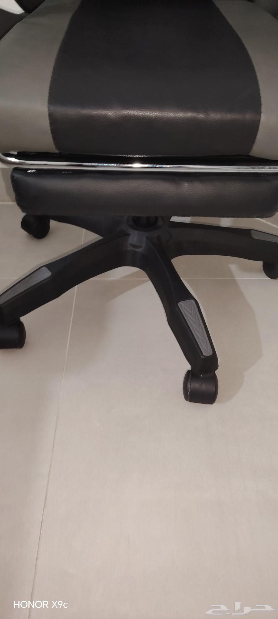 Hello, may the peace, mercy, and blessings of God be upon you, gaming chair63727839096578114