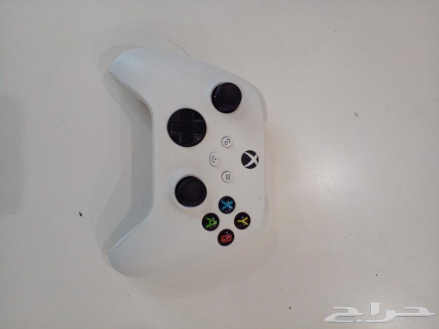 White Xbox controller (sold)63730596445059110
