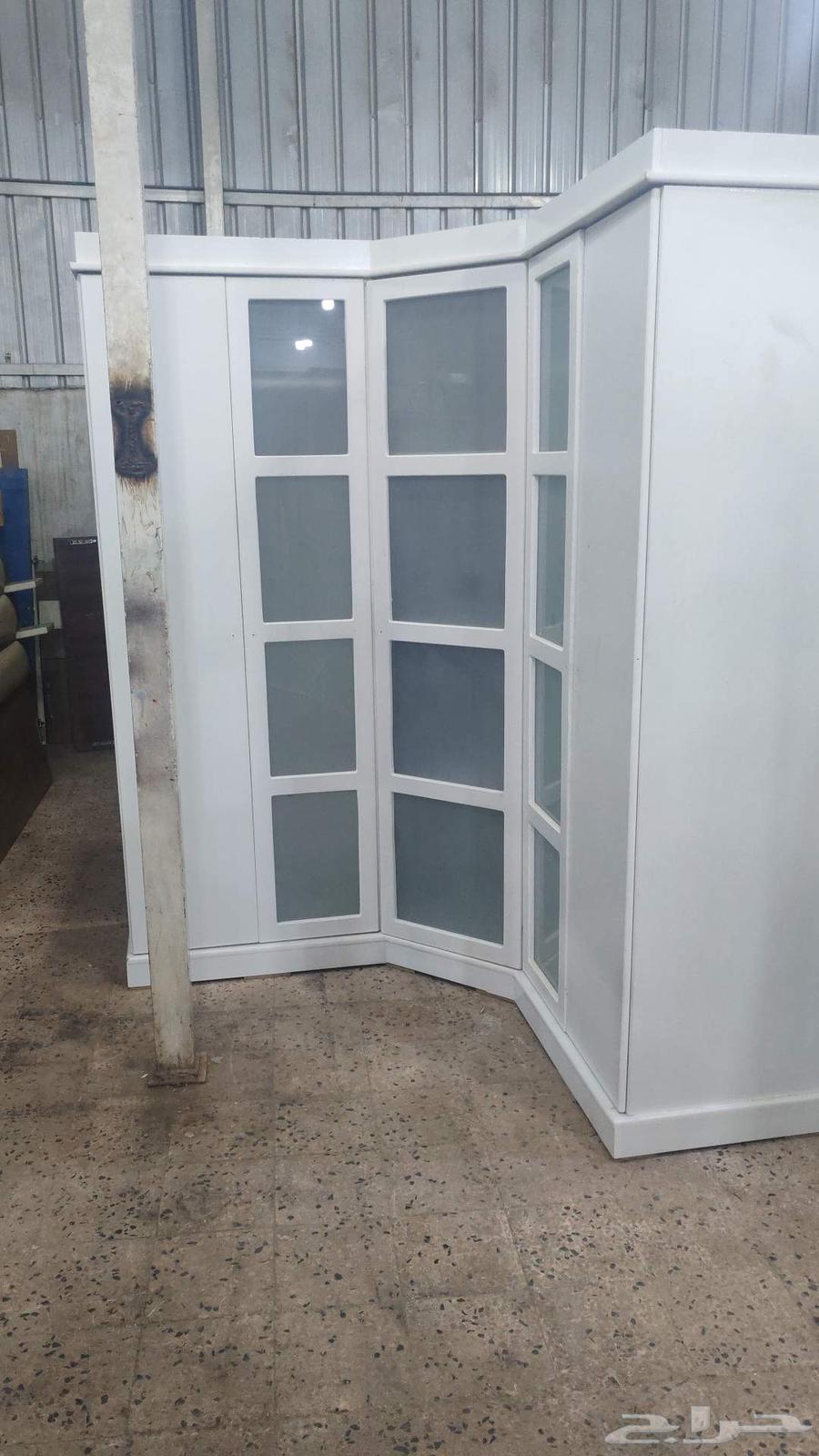 غرف نوم ودواليب مستعمل بحاله ممتازه63736413384321111